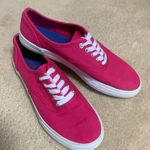 Like new pink sneakers